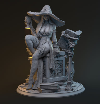 Ursula Pinup